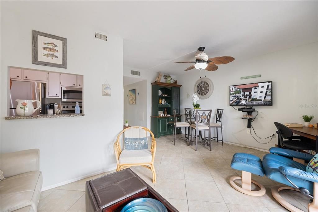 For Rent: $1,850 (1 beds, 1 baths, 516 Square Feet)