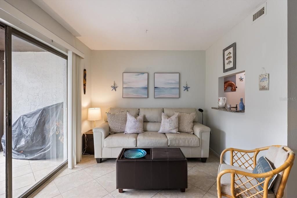 For Rent: $1,850 (1 beds, 1 baths, 516 Square Feet)