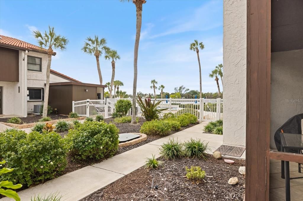 For Rent: $1,850 (1 beds, 1 baths, 516 Square Feet)