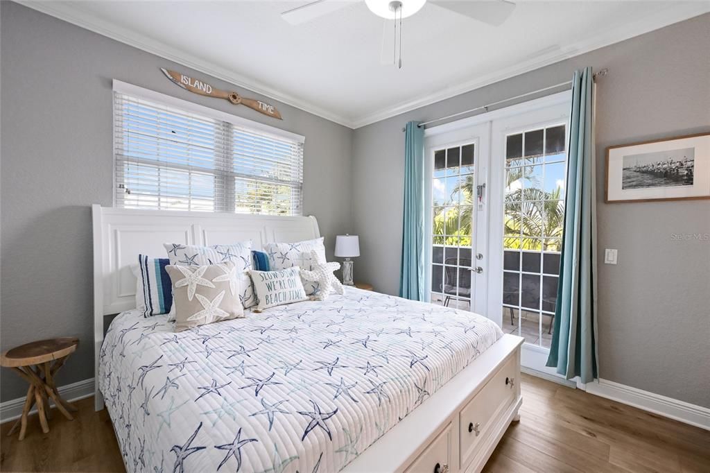 For Sale: $2,995,000 (4 beds, 3 baths, 2567 Square Feet)