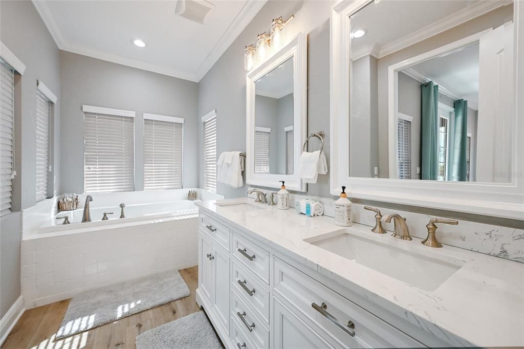 For Sale: $2,995,000 (4 beds, 3 baths, 2567 Square Feet)