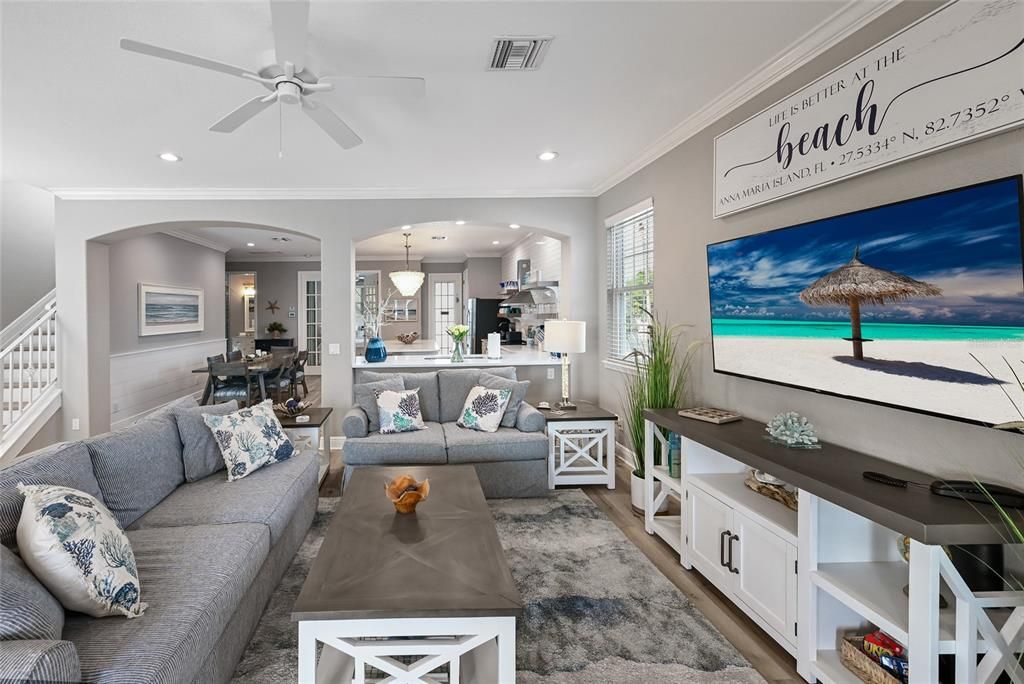 For Sale: $2,995,000 (4 beds, 3 baths, 2567 Square Feet)