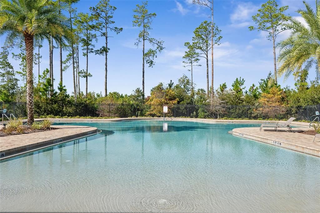 For Sale: $375,000 (4 beds, 3 baths, 2041 Square Feet)