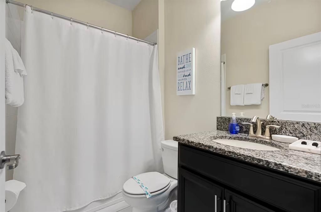 En Venta: $729,000 (6 camas, 5 baños, 3291 Pies cuadrados)