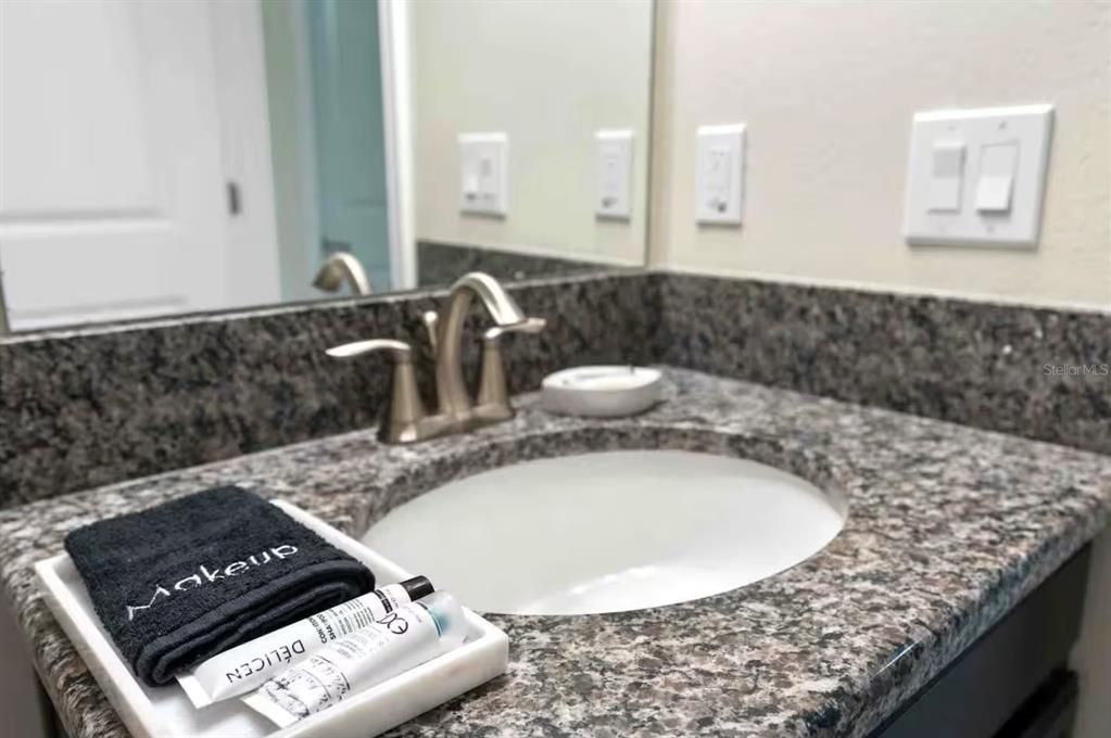 En Venta: $729,000 (6 camas, 5 baños, 3291 Pies cuadrados)