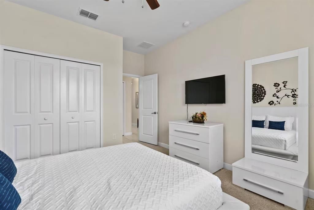 En Venta: $729,000 (6 camas, 5 baños, 3291 Pies cuadrados)