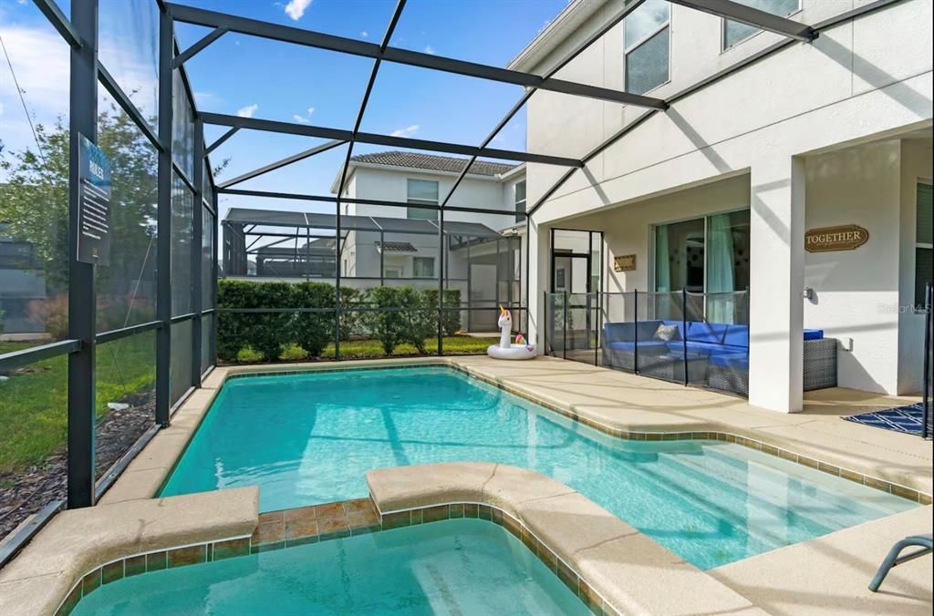 En Venta: $729,000 (6 camas, 5 baños, 3291 Pies cuadrados)