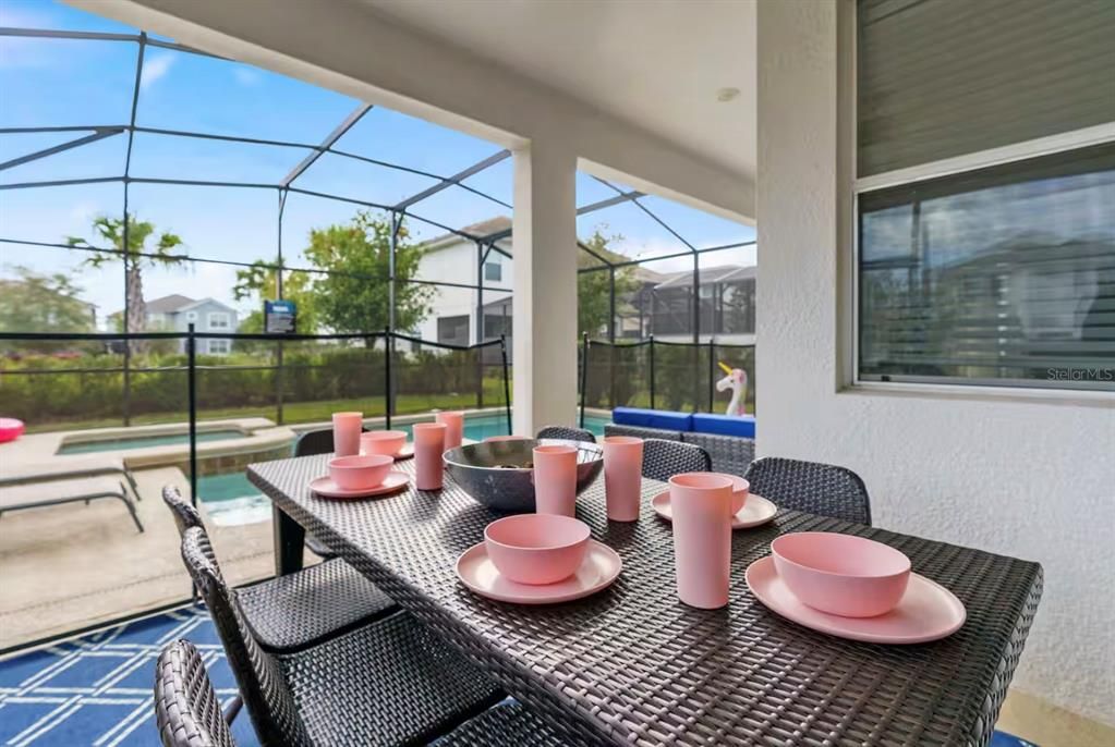 En Venta: $729,000 (6 camas, 5 baños, 3291 Pies cuadrados)