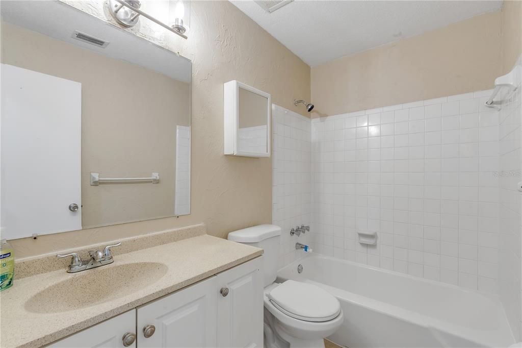 En Venta: $750,000 (8 camas, 0 baños, 4218 Pies cuadrados)