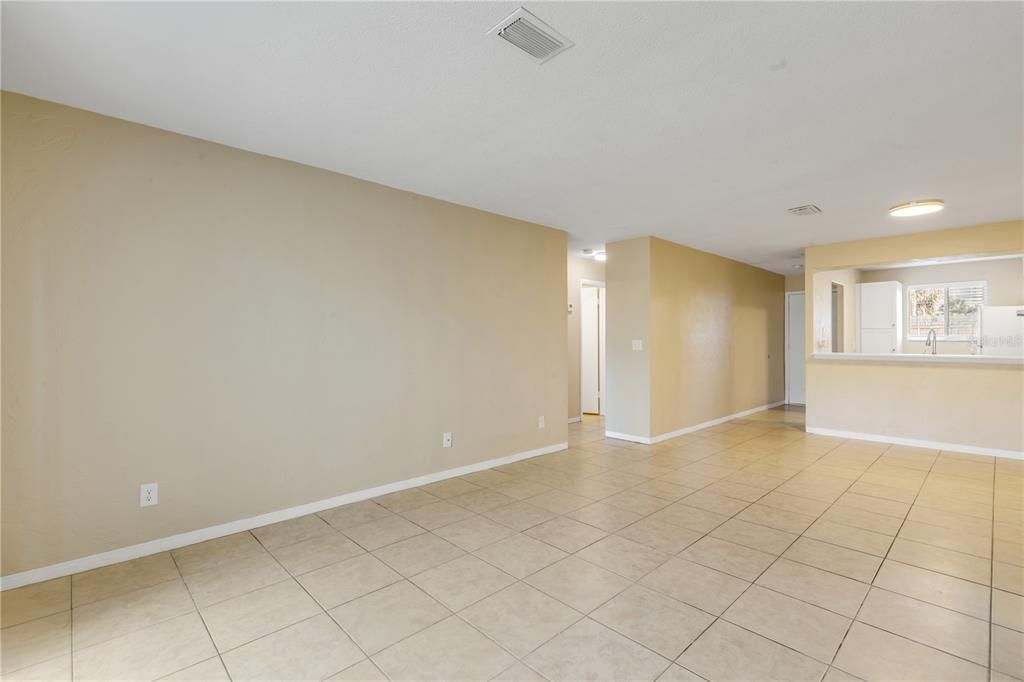 En Venta: $750,000 (8 camas, 0 baños, 4218 Pies cuadrados)