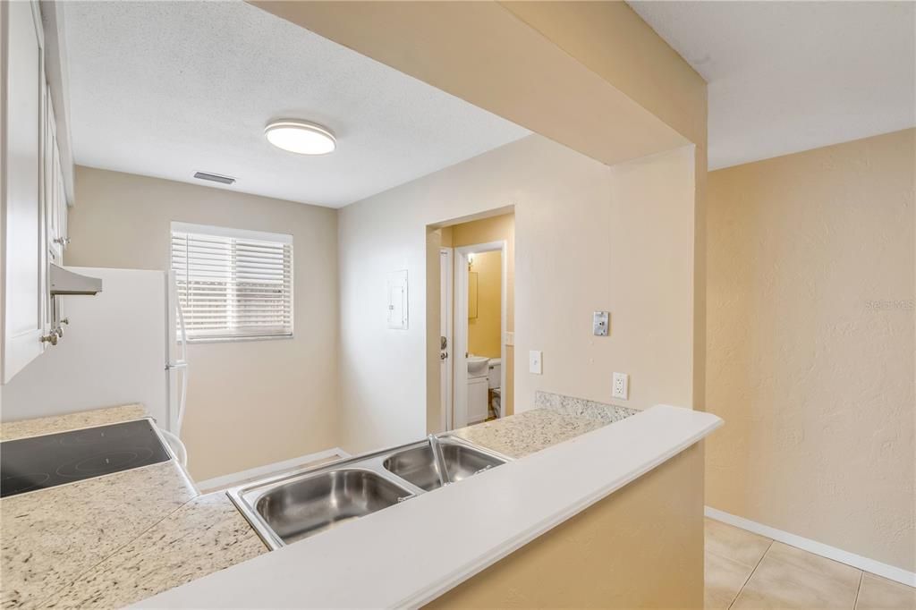 En Venta: $750,000 (8 camas, 0 baños, 4218 Pies cuadrados)