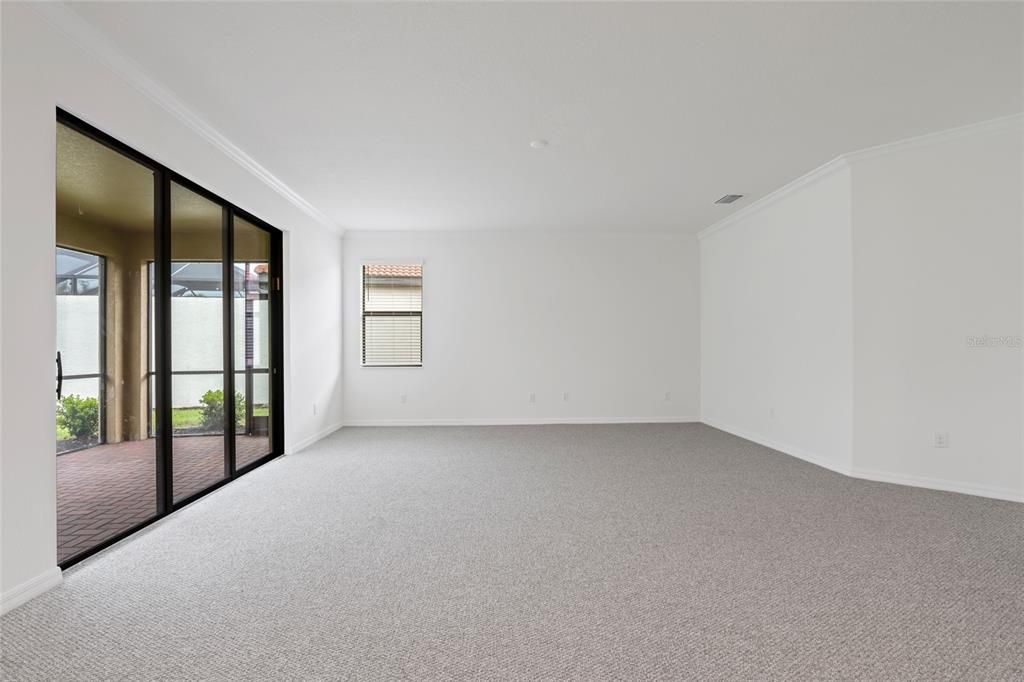 For Sale: $525,000 (2 beds, 2 baths, 1908 Square Feet)