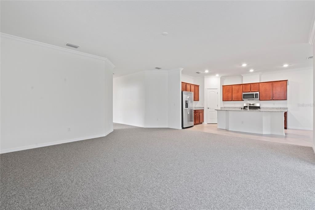 For Sale: $525,000 (2 beds, 2 baths, 1908 Square Feet)