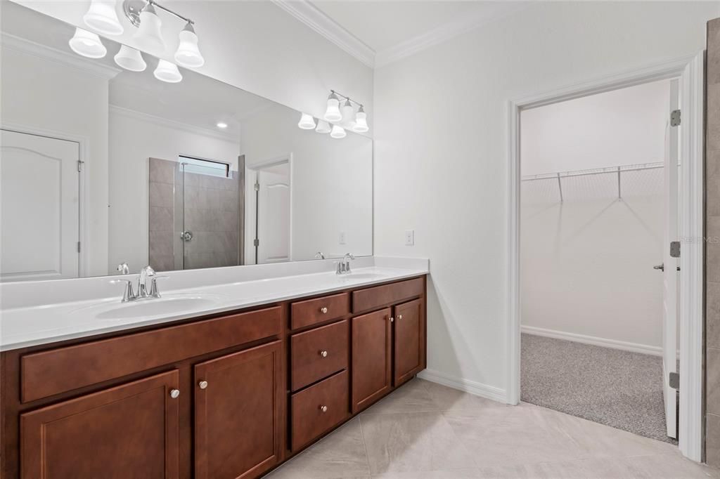 For Sale: $525,000 (2 beds, 2 baths, 1908 Square Feet)