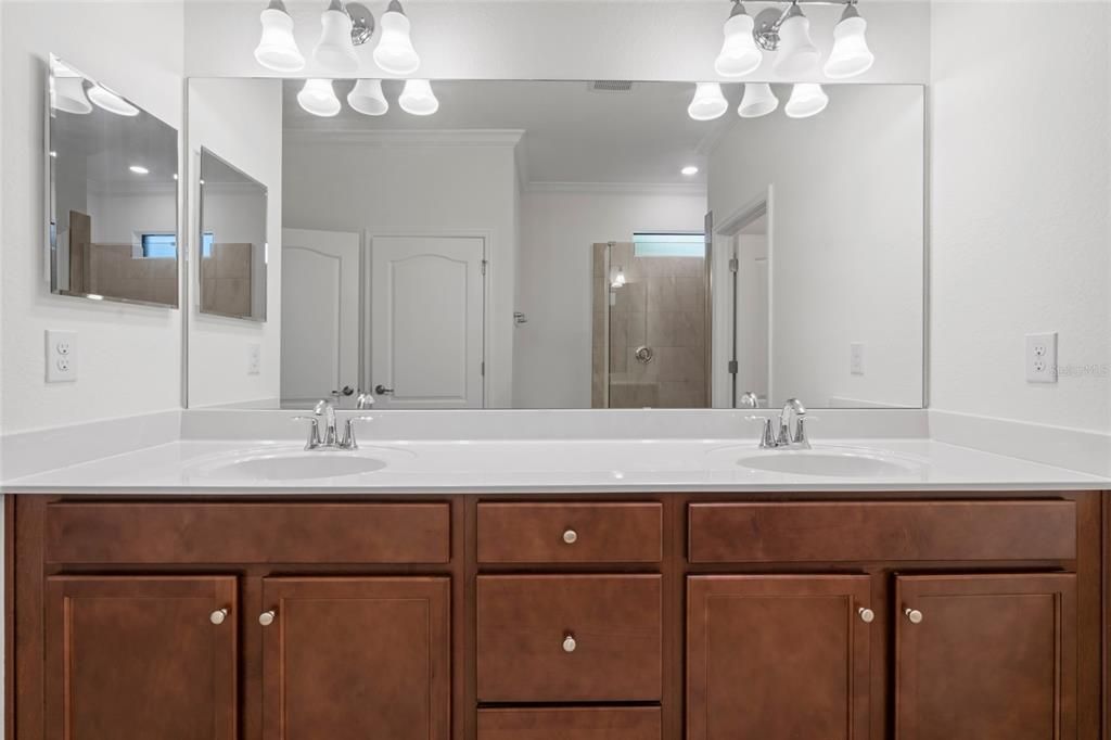 For Sale: $525,000 (2 beds, 2 baths, 1908 Square Feet)