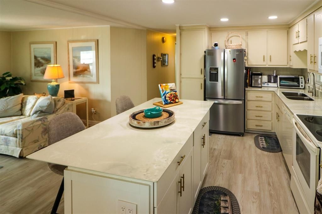 En Venta: $175,000 (2 camas, 2 baños, 1056 Pies cuadrados)