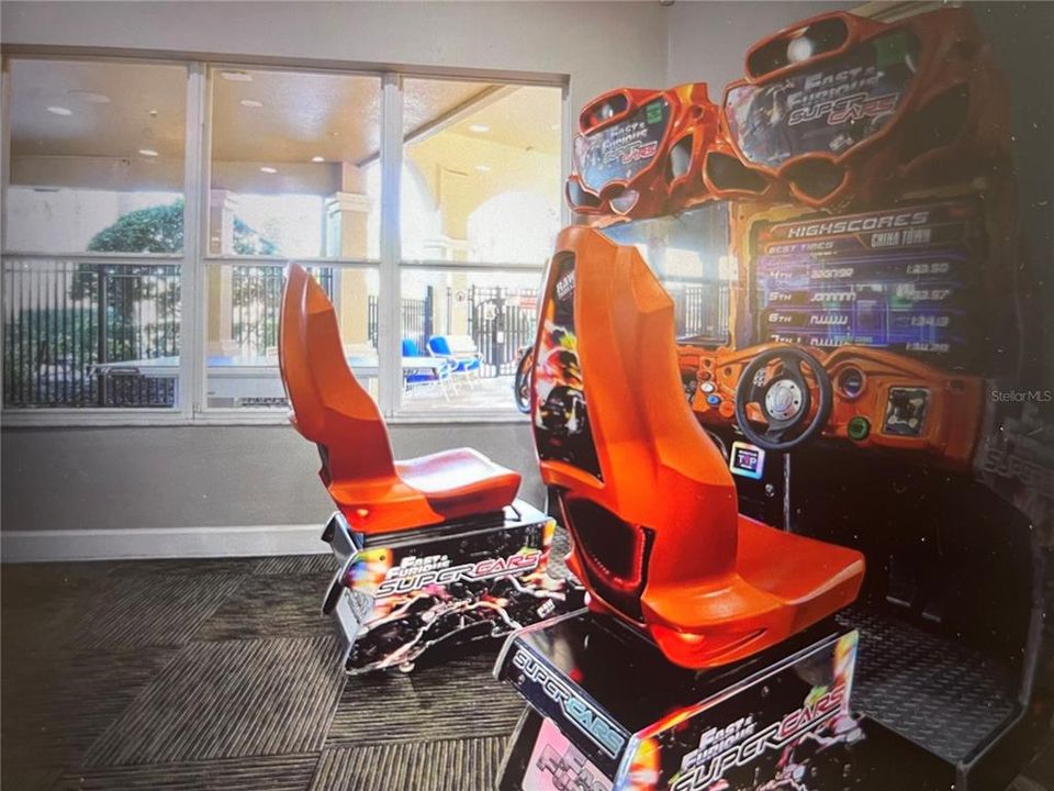 En Renta: $2,350 (3 camas, 3 baños, 1440 Pies cuadrados)