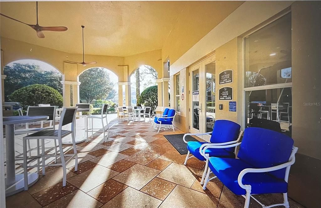 En Renta: $2,350 (3 camas, 3 baños, 1440 Pies cuadrados)