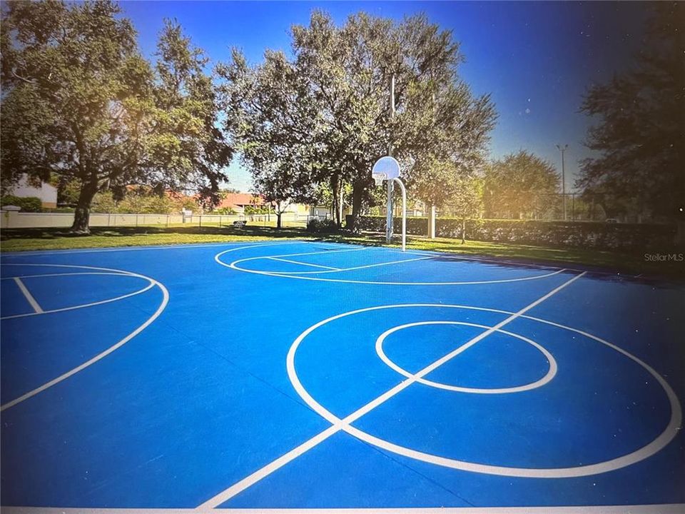 En Renta: $2,350 (3 camas, 3 baños, 1440 Pies cuadrados)