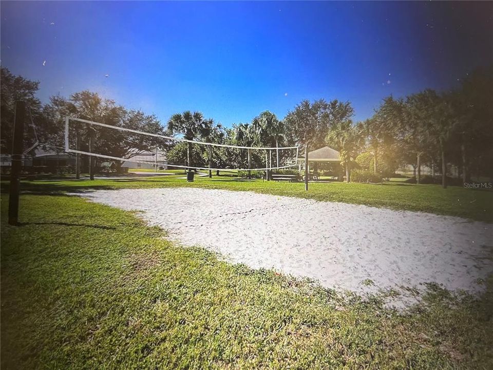 En Renta: $2,350 (3 camas, 3 baños, 1440 Pies cuadrados)