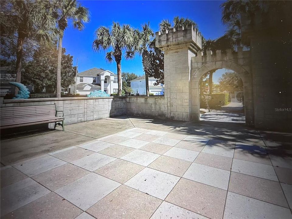 En Renta: $2,350 (3 camas, 3 baños, 1440 Pies cuadrados)