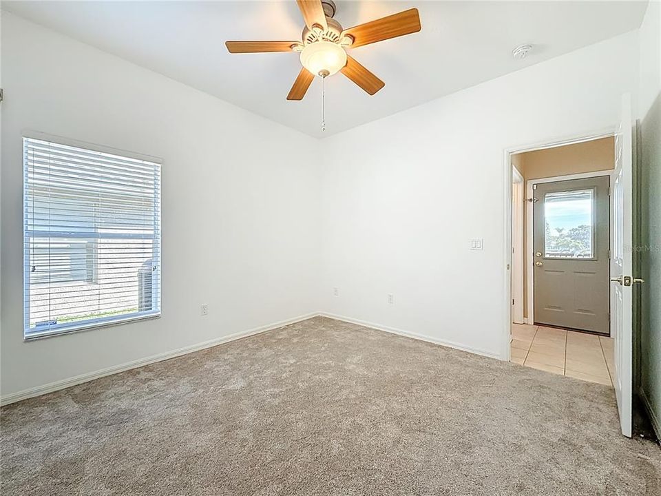 For Sale: $799,000 (4 beds, 3 baths, 2543 Square Feet)