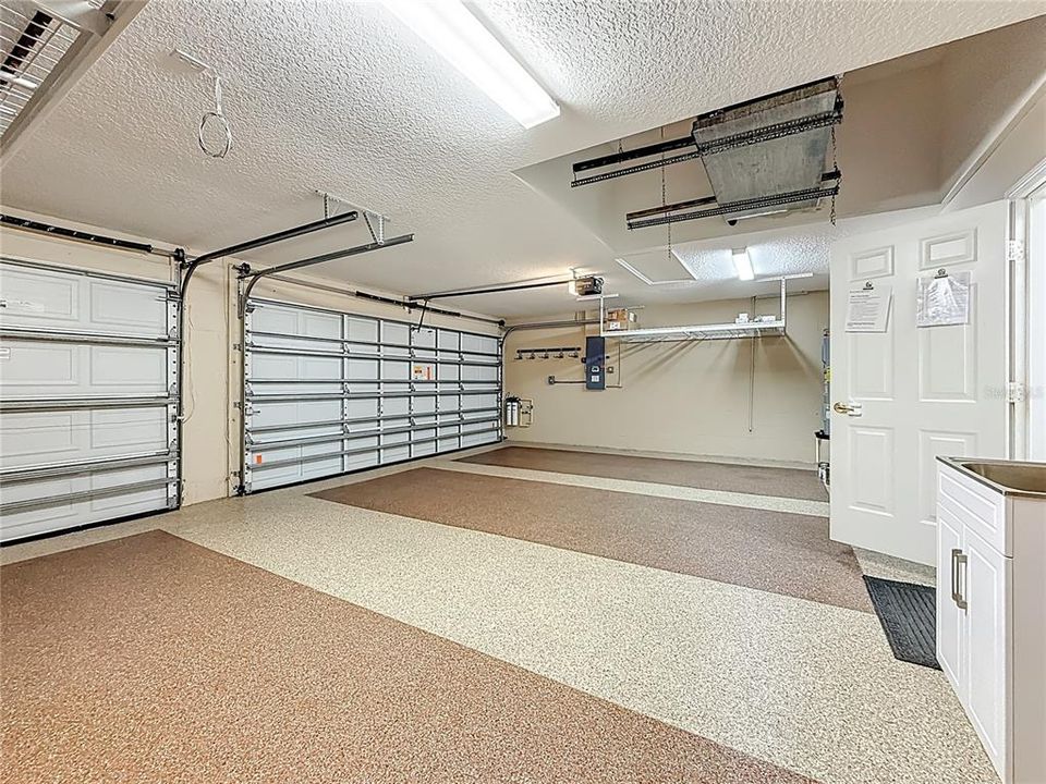 For Sale: $799,000 (4 beds, 3 baths, 2543 Square Feet)