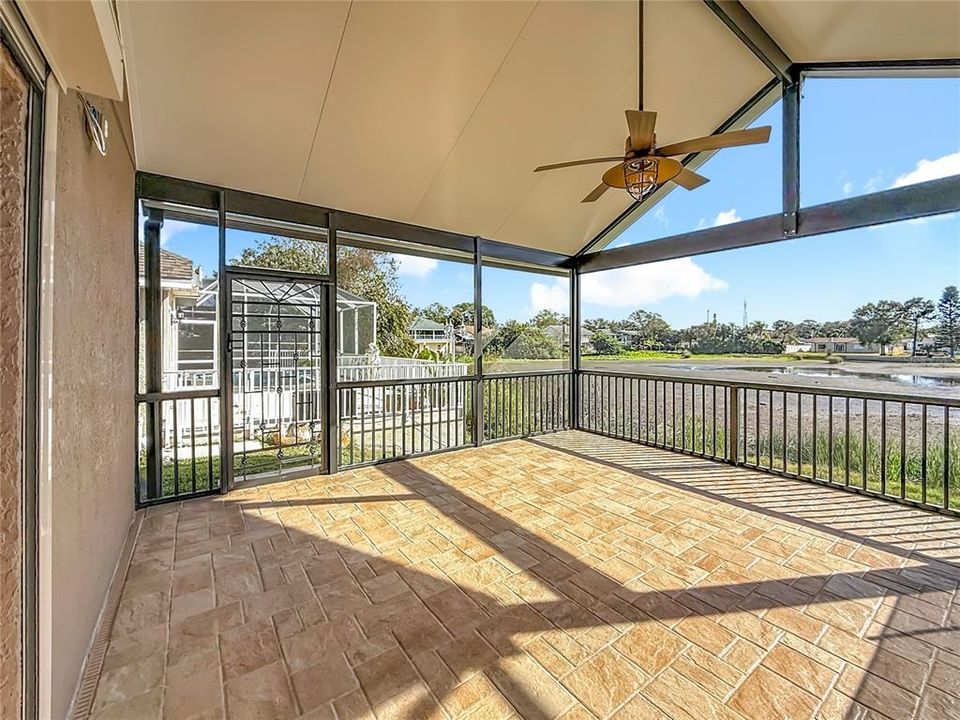 For Sale: $799,000 (4 beds, 3 baths, 2543 Square Feet)