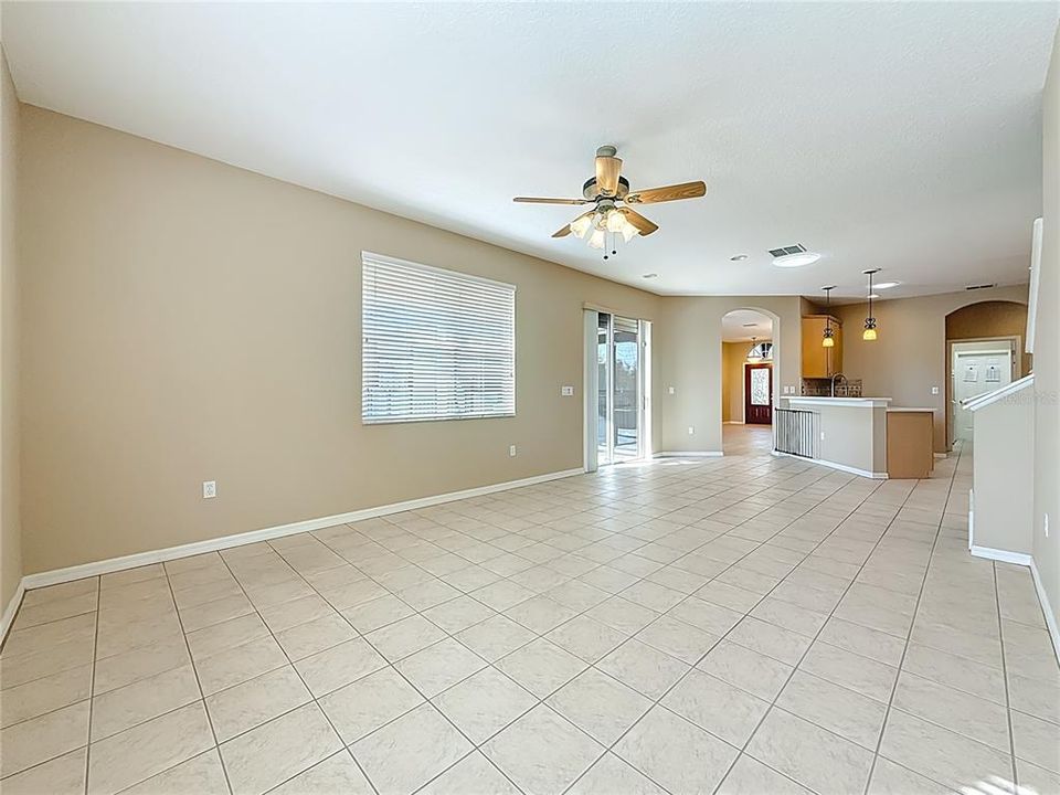 For Sale: $799,000 (4 beds, 3 baths, 2543 Square Feet)