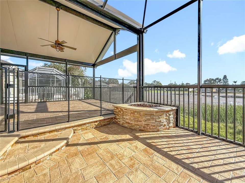 For Sale: $799,000 (4 beds, 3 baths, 2543 Square Feet)