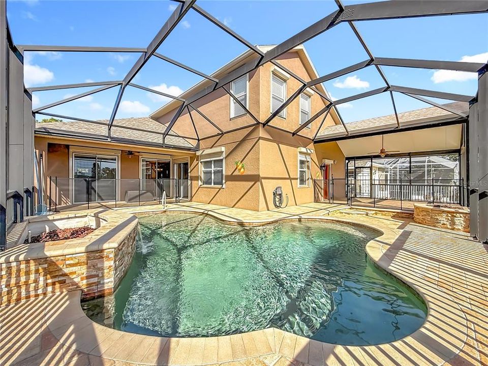 For Sale: $799,000 (4 beds, 3 baths, 2543 Square Feet)