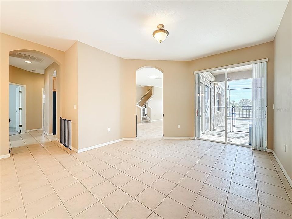 For Sale: $799,000 (4 beds, 3 baths, 2543 Square Feet)