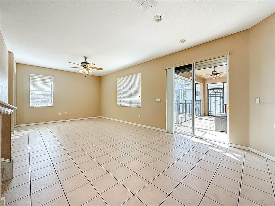 For Sale: $799,000 (4 beds, 3 baths, 2543 Square Feet)