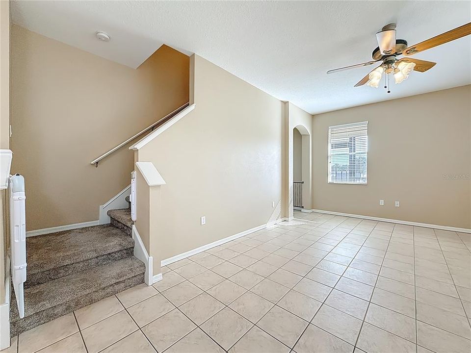 For Sale: $799,000 (4 beds, 3 baths, 2543 Square Feet)