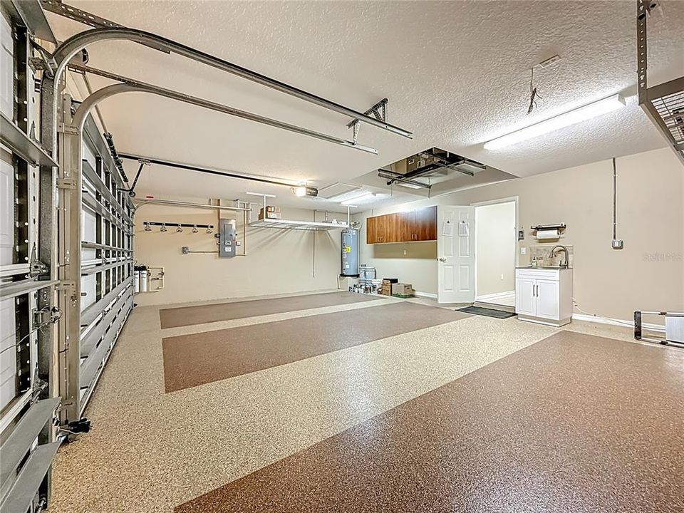 For Sale: $799,000 (4 beds, 3 baths, 2543 Square Feet)