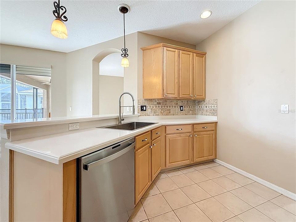 For Sale: $799,000 (4 beds, 3 baths, 2543 Square Feet)