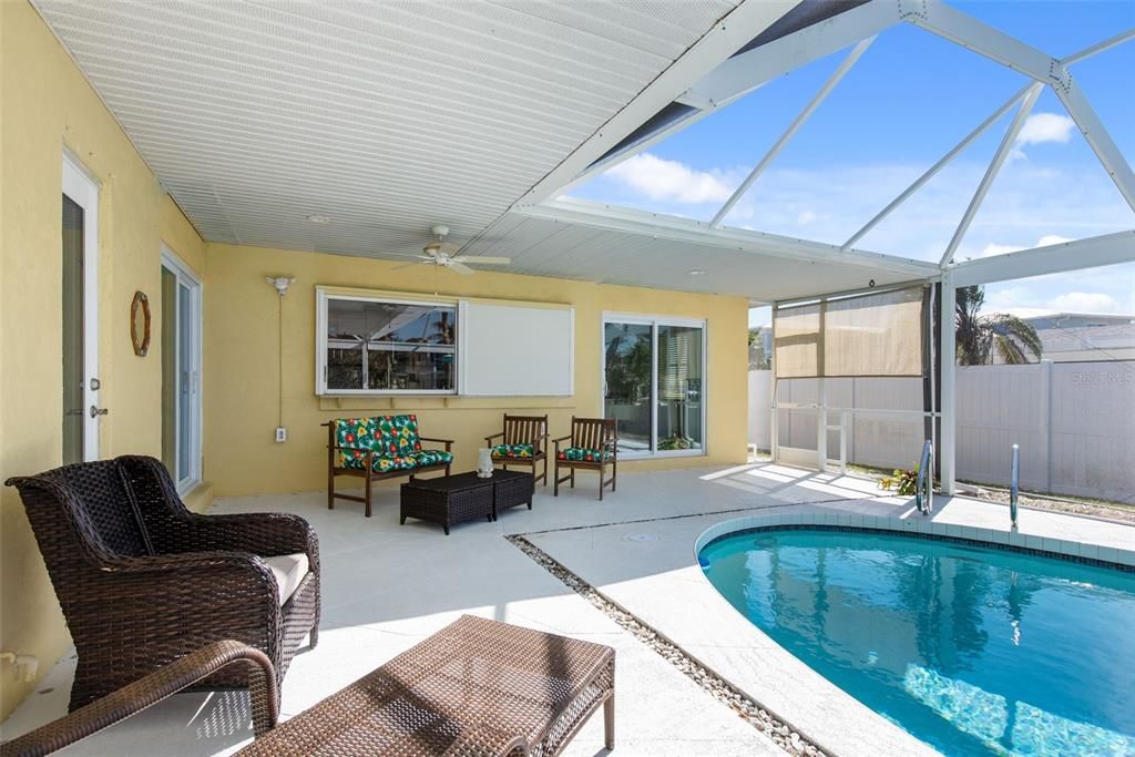 En Venta: $739,000 (2 camas, 2 baños, 1533 Pies cuadrados)