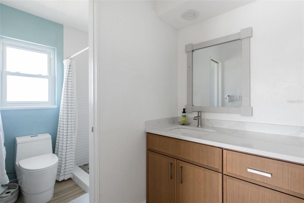 En Venta: $739,000 (2 camas, 2 baños, 1533 Pies cuadrados)