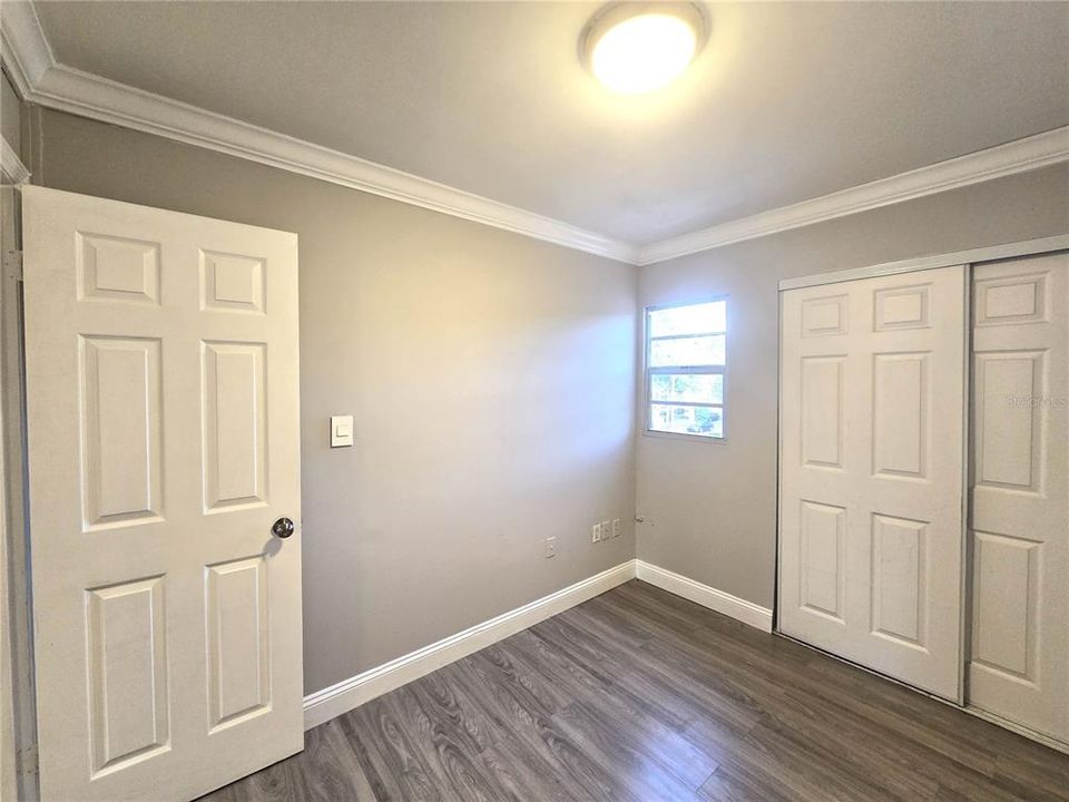 For Rent: $1,390 (4 beds, 1 baths, 972 Square Feet)