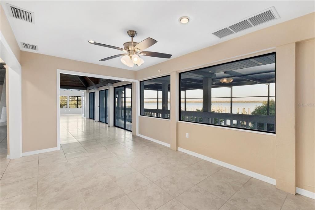 En Venta: $1,799,000 (3 camas, 3 baños, 2171 Pies cuadrados)