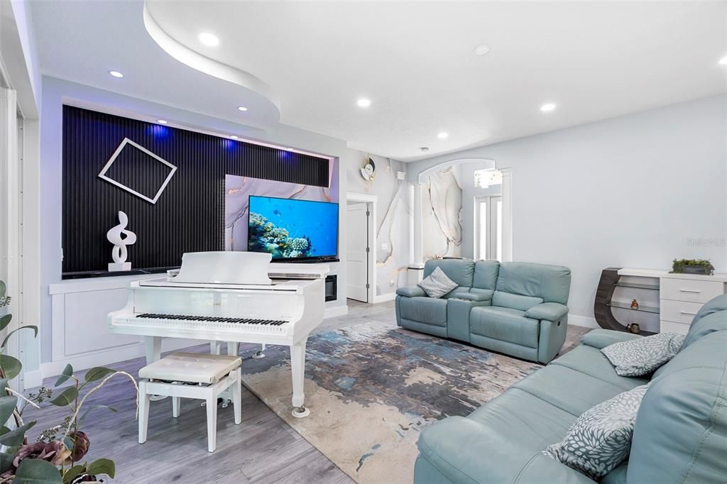 待售: $449,999 (3 贝兹, 3 浴室, 2040 平方英尺)