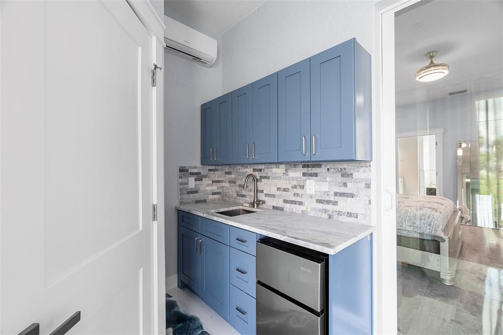 待售: $449,999 (3 贝兹, 3 浴室, 2040 平方英尺)