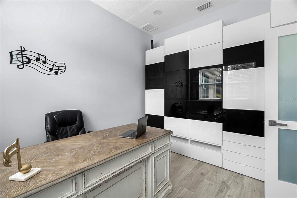 待售: $449,999 (3 贝兹, 3 浴室, 2040 平方英尺)