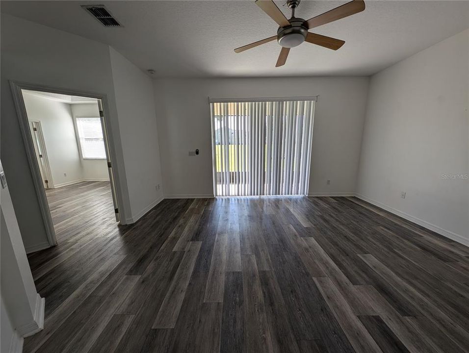 For Rent: $2,500 (3 beds, 2 baths, 1578 Square Feet)