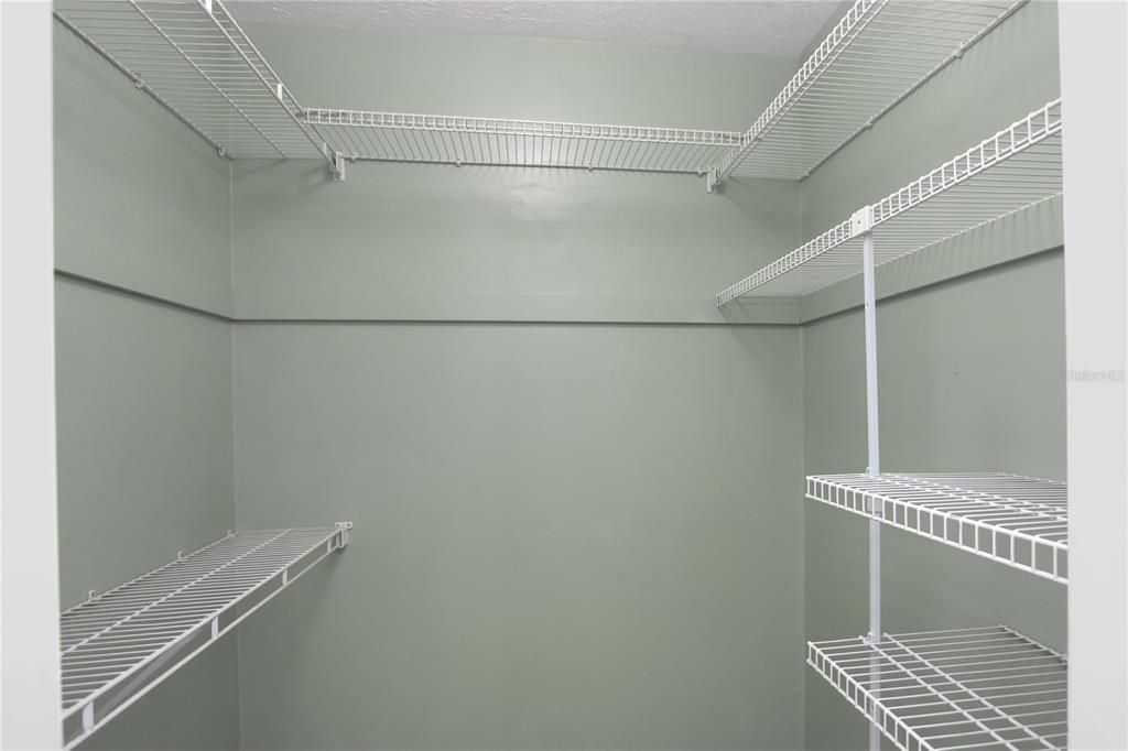 For Sale: $425,000 (3 beds, 2 baths, 1860 Square Feet)