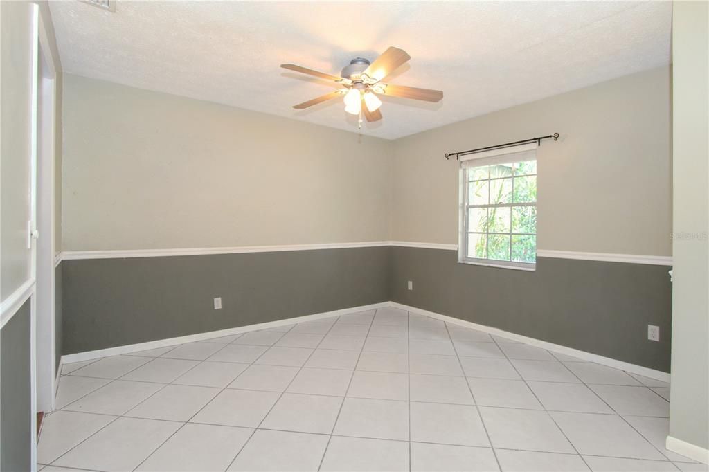 For Sale: $425,000 (3 beds, 2 baths, 1860 Square Feet)