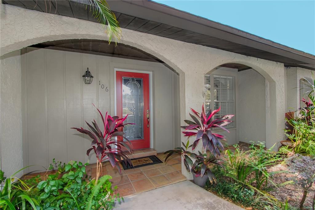 For Sale: $425,000 (3 beds, 2 baths, 1860 Square Feet)