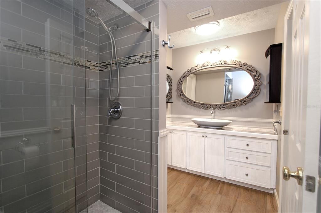 For Sale: $425,000 (3 beds, 2 baths, 1860 Square Feet)