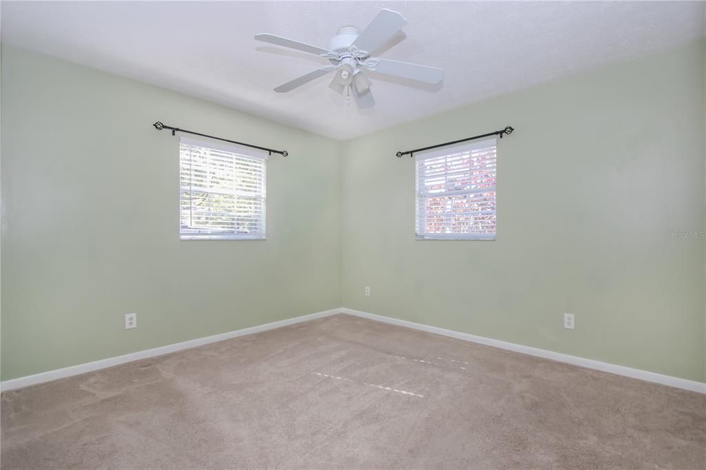 For Sale: $425,000 (3 beds, 2 baths, 1860 Square Feet)