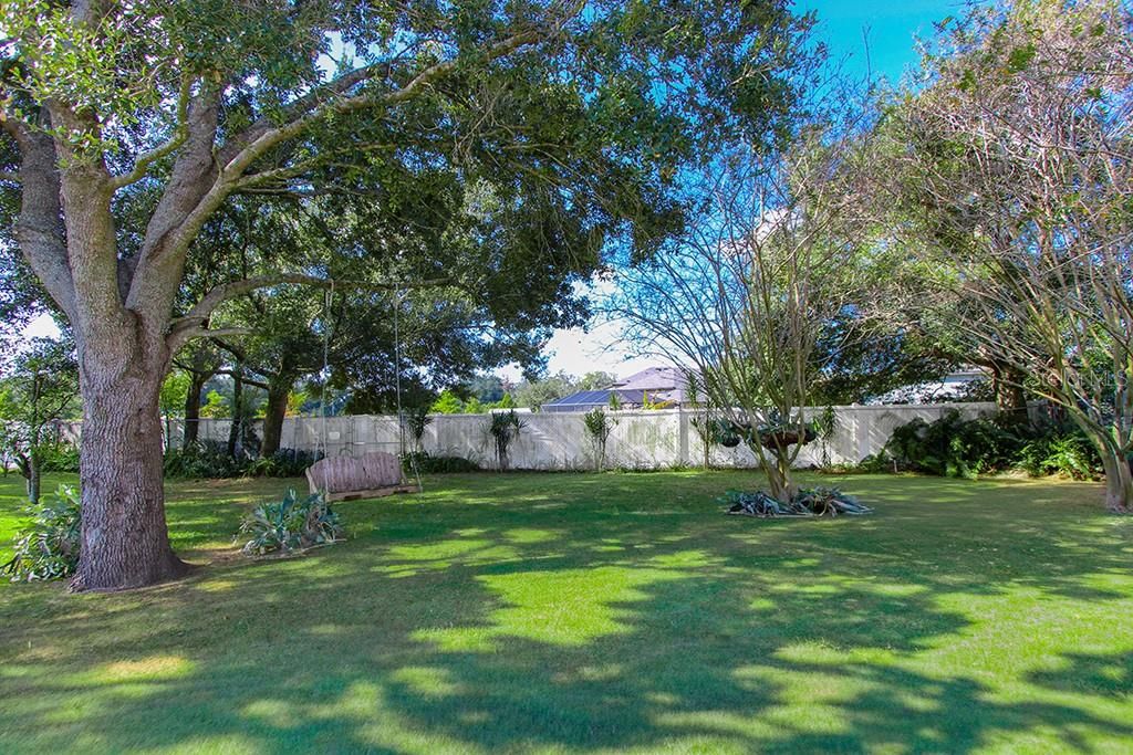 For Sale: $425,000 (3 beds, 2 baths, 1860 Square Feet)